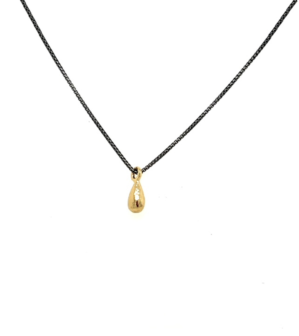 Golden Drop in Dutch Necklace